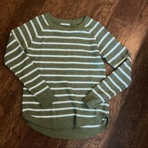 Pink clover green and white sweater high low hem